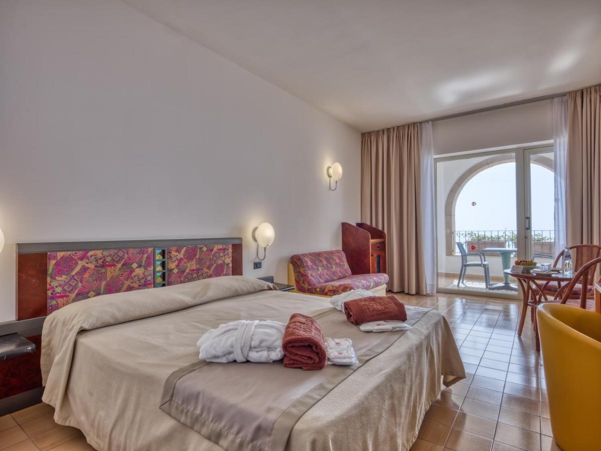 Olimpo Le Terrazze Hotel 4*